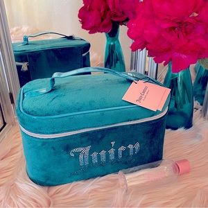 SOLD**************Juicy Couture Teal Rhinestone Velour Soft Makeup Bag Case